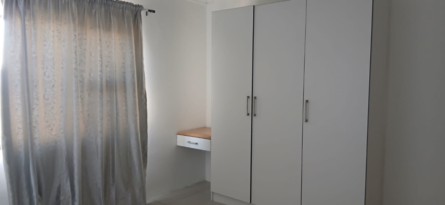 To Let 4 Bedroom Property for Rent in Hopefield Western Cape